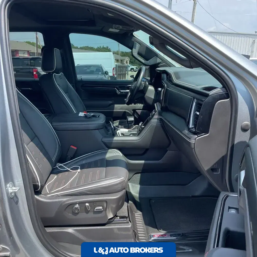 2023 GMC Sierra 1500 AT4X