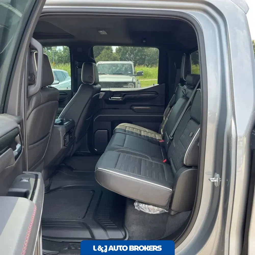 2023 GMC Sierra 1500 AT4X