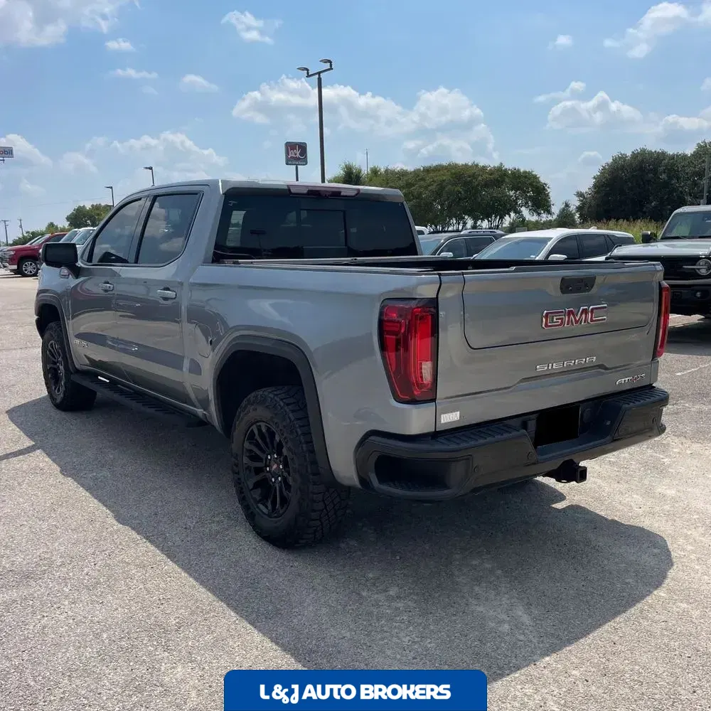 2023 GMC Sierra 1500 AT4X