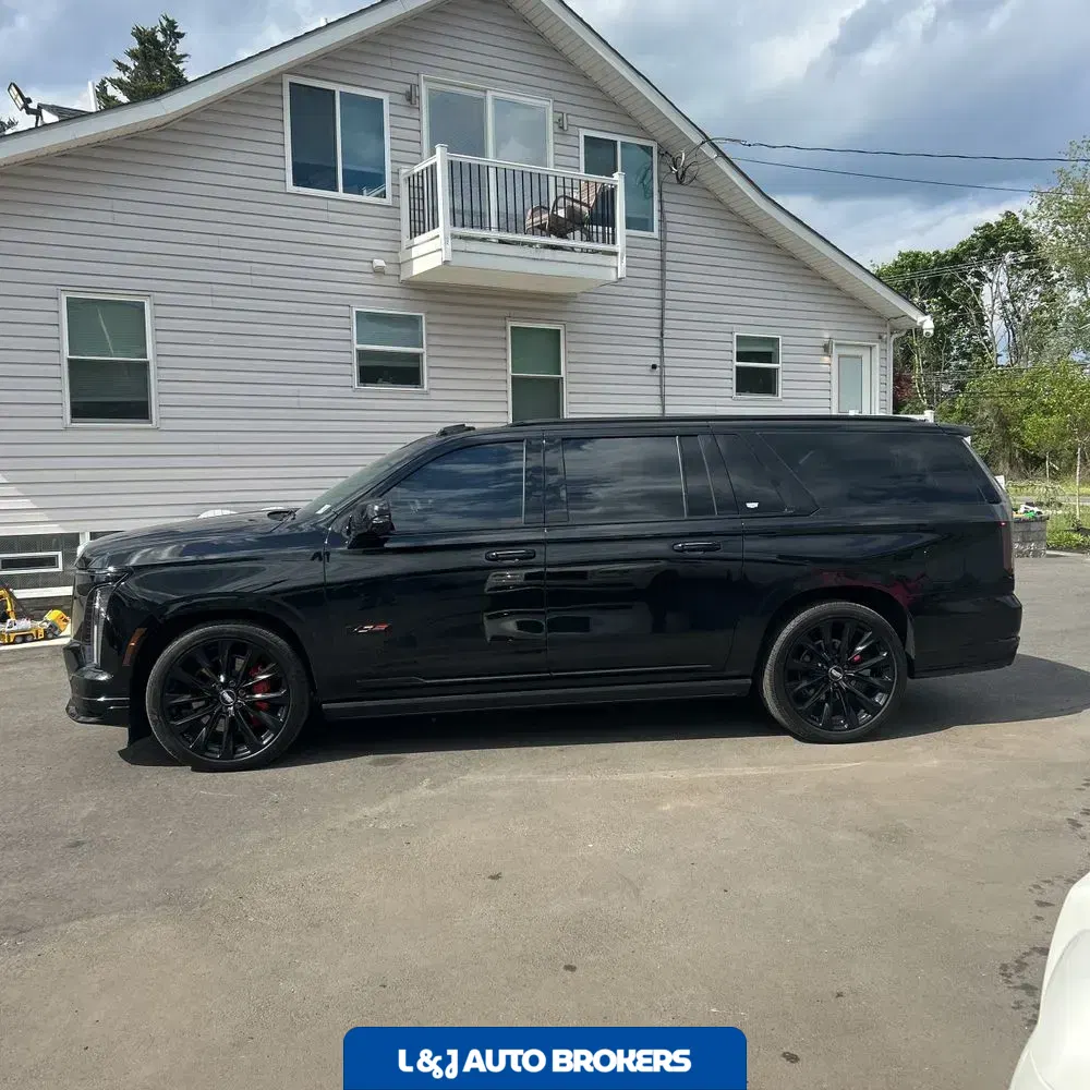 2026 Cadillac Escalade-V ESV Base