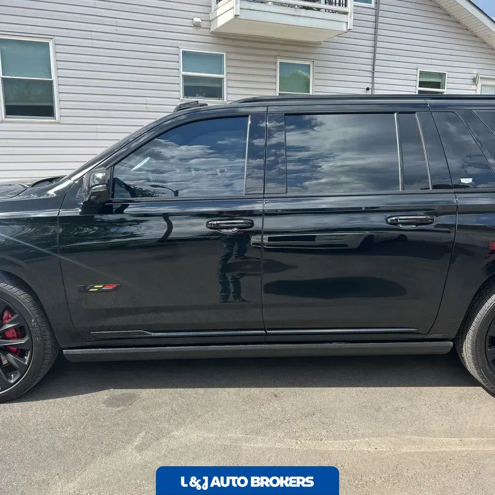 2026 Cadillac Escalade-V ESV Base