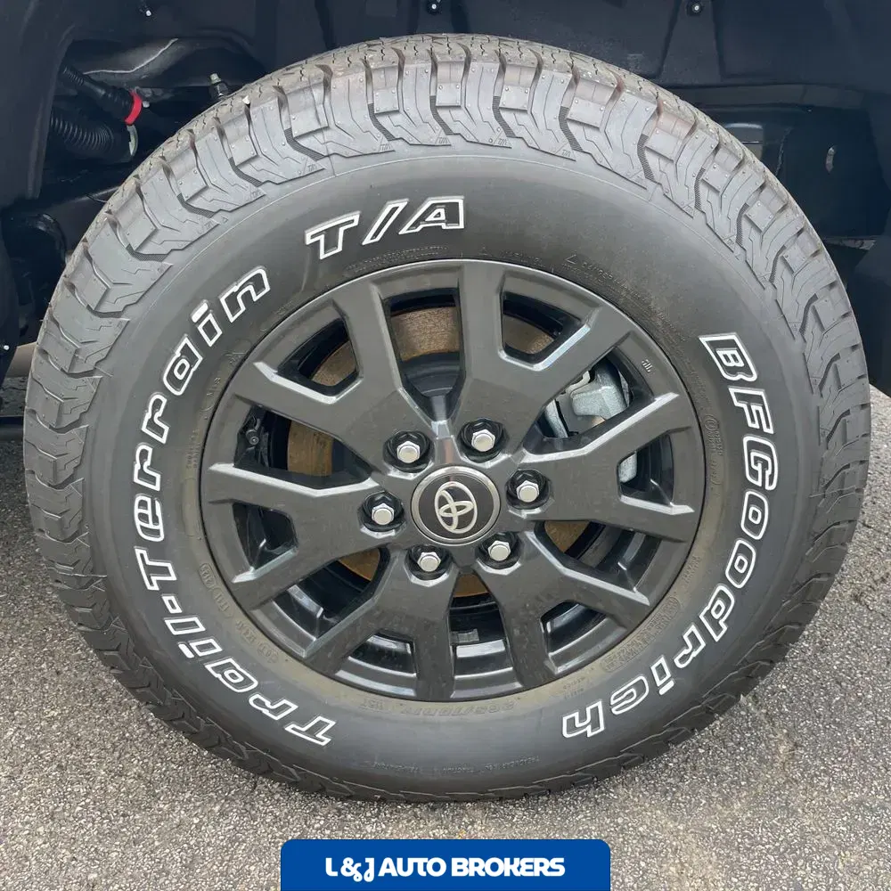 2025 Toyota 4Runner SR5