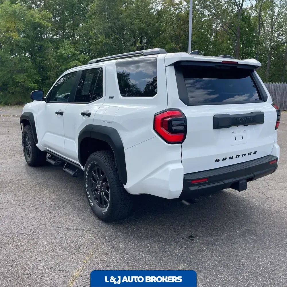 2025 Toyota 4Runner SR5