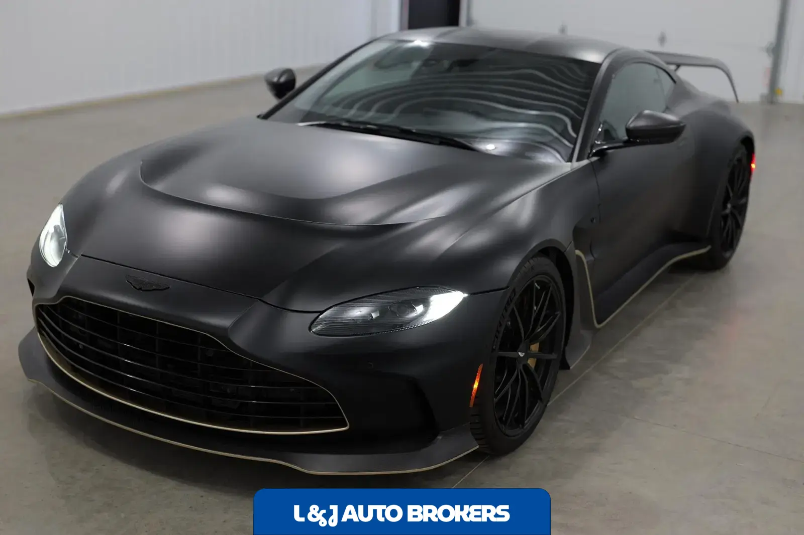 2023 Aston Martin V12 Vantage Coupe