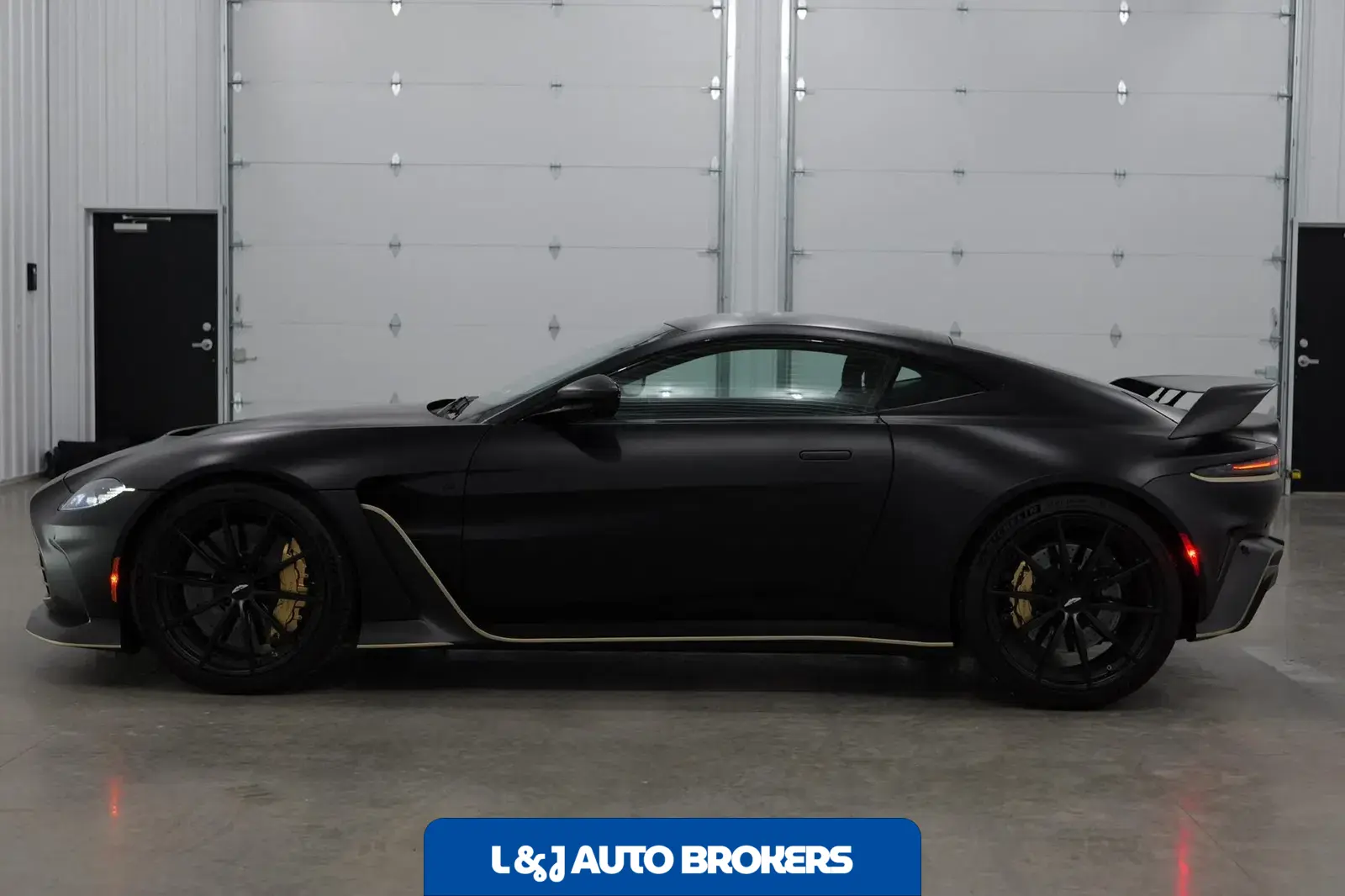2023 Aston Martin V12 Vantage Coupe
