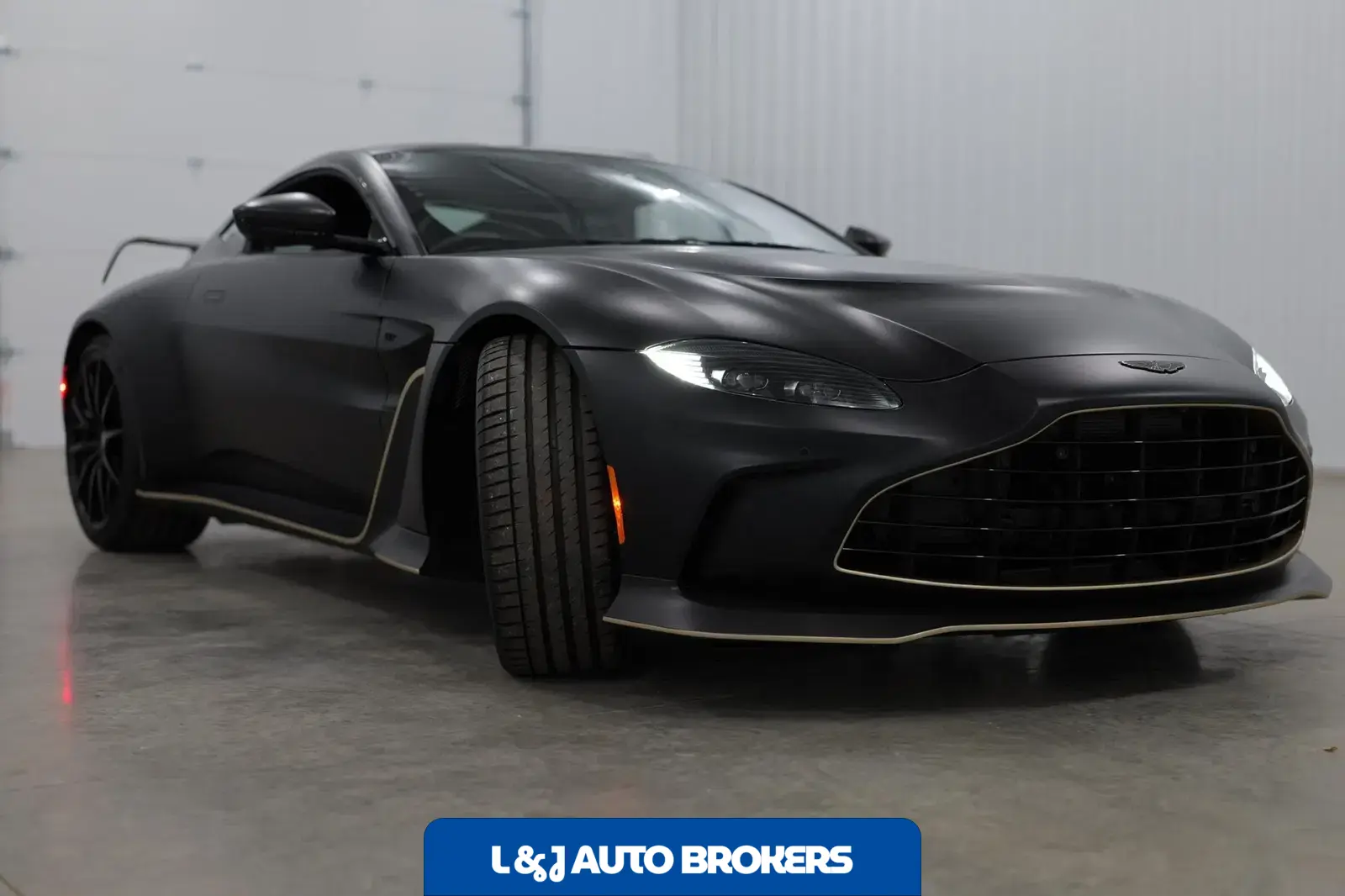 2023 Aston Martin V12 Vantage Coupe