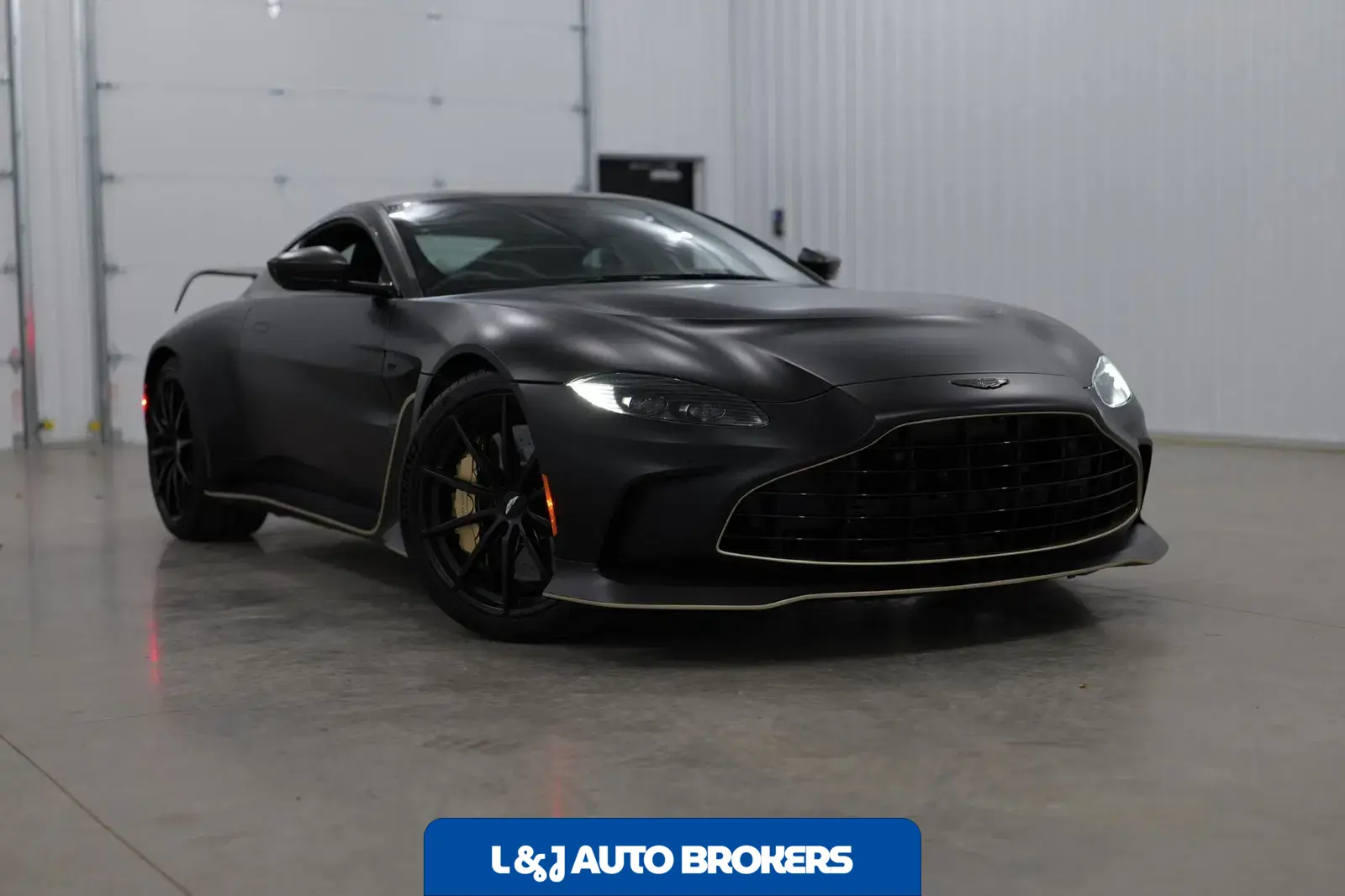2023 Aston Martin V12 Vantage Coupe