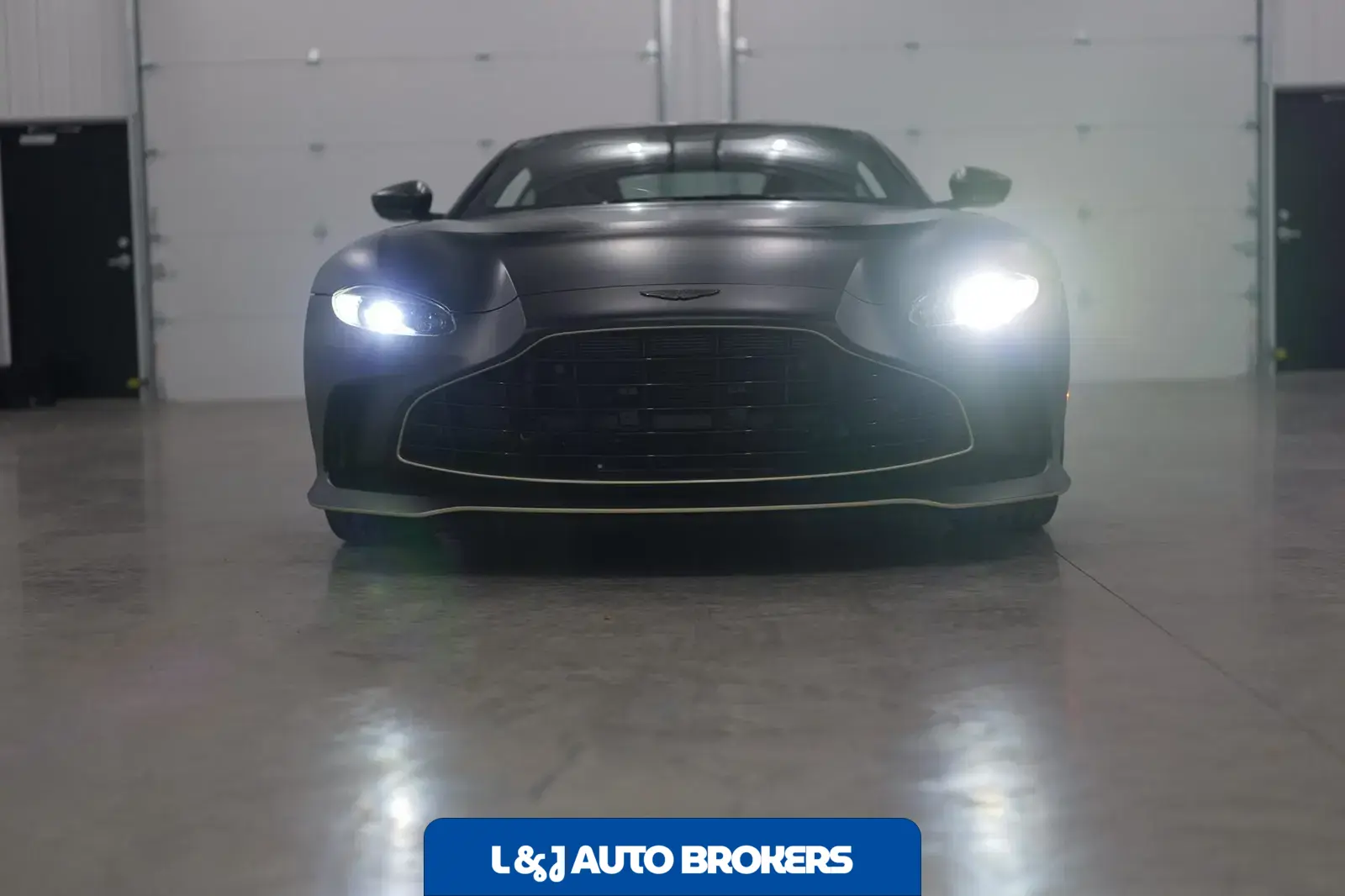 2023 Aston Martin V12 Vantage Coupe