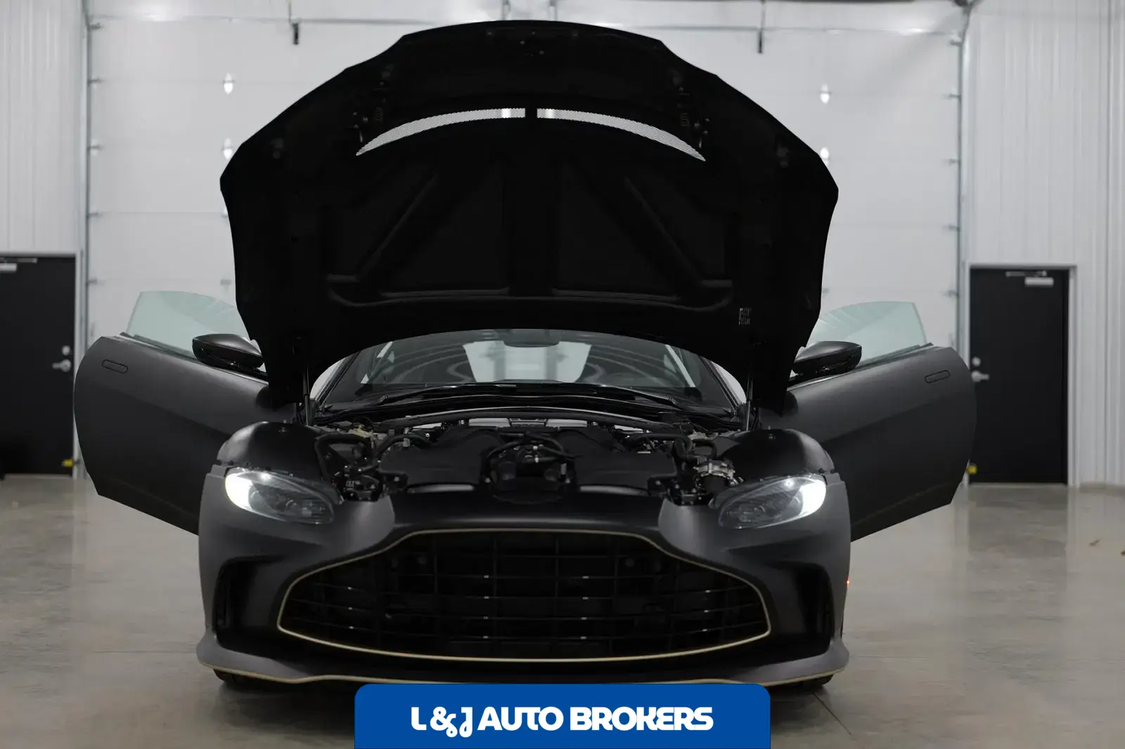 2023 Aston Martin V12 Vantage Coupe