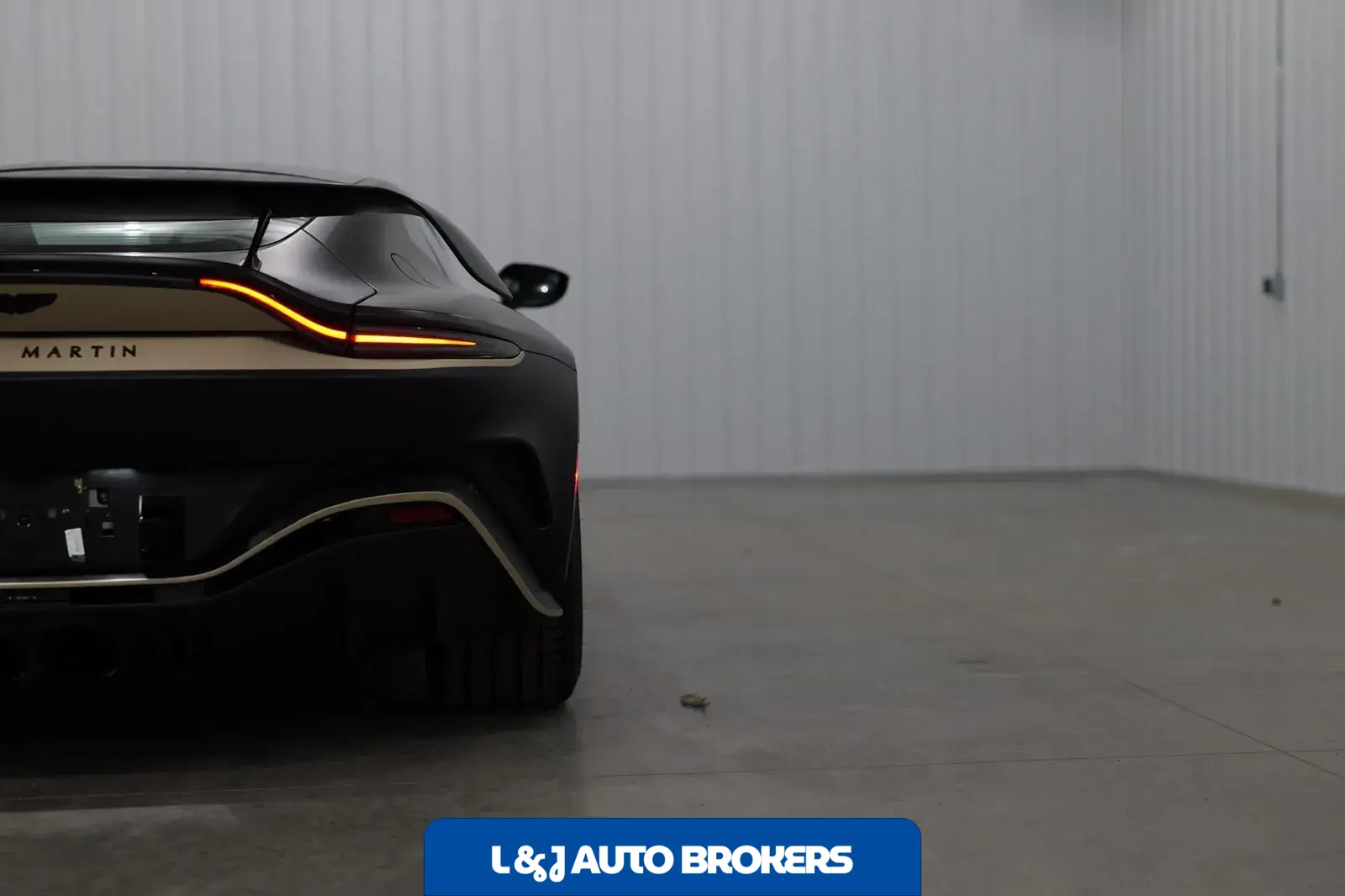 2023 Aston Martin V12 Vantage Coupe