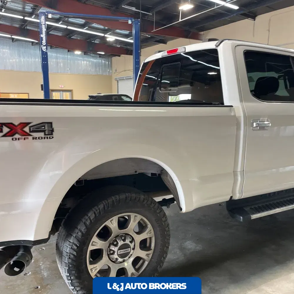 2020 Ford F-250 Super Duty Lariat