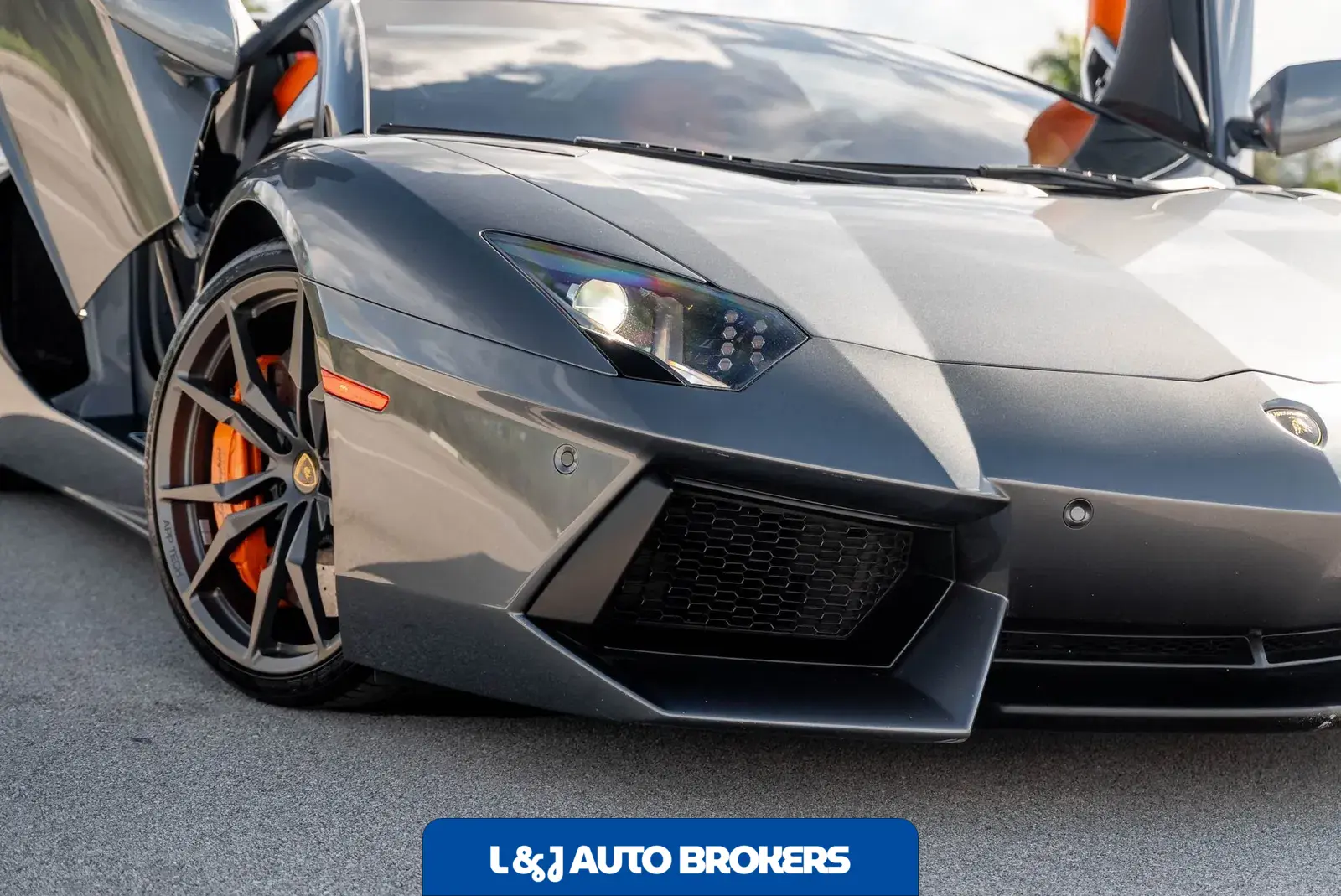 2015 Lamborghini Aventador LP700-4 Roadster