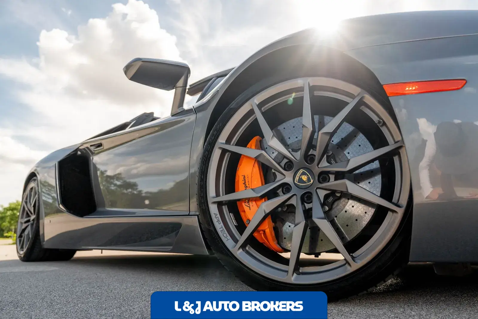 2015 Lamborghini Aventador LP700-4 Roadster