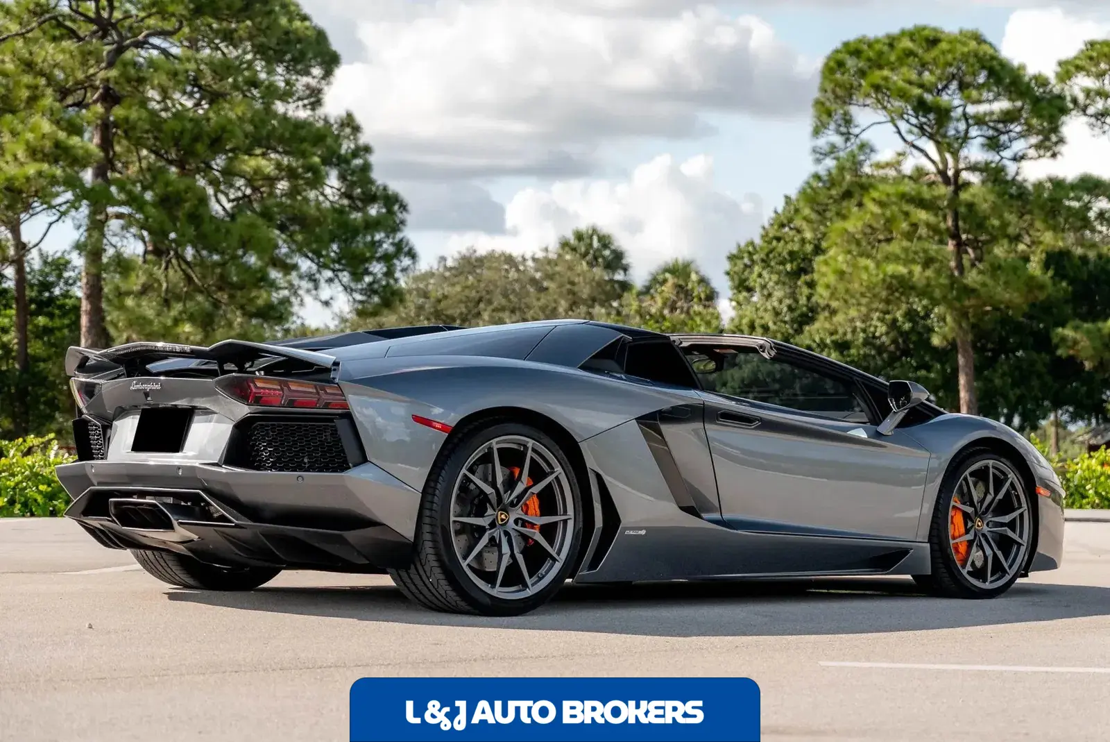 2015 Lamborghini Aventador LP700-4 Roadster