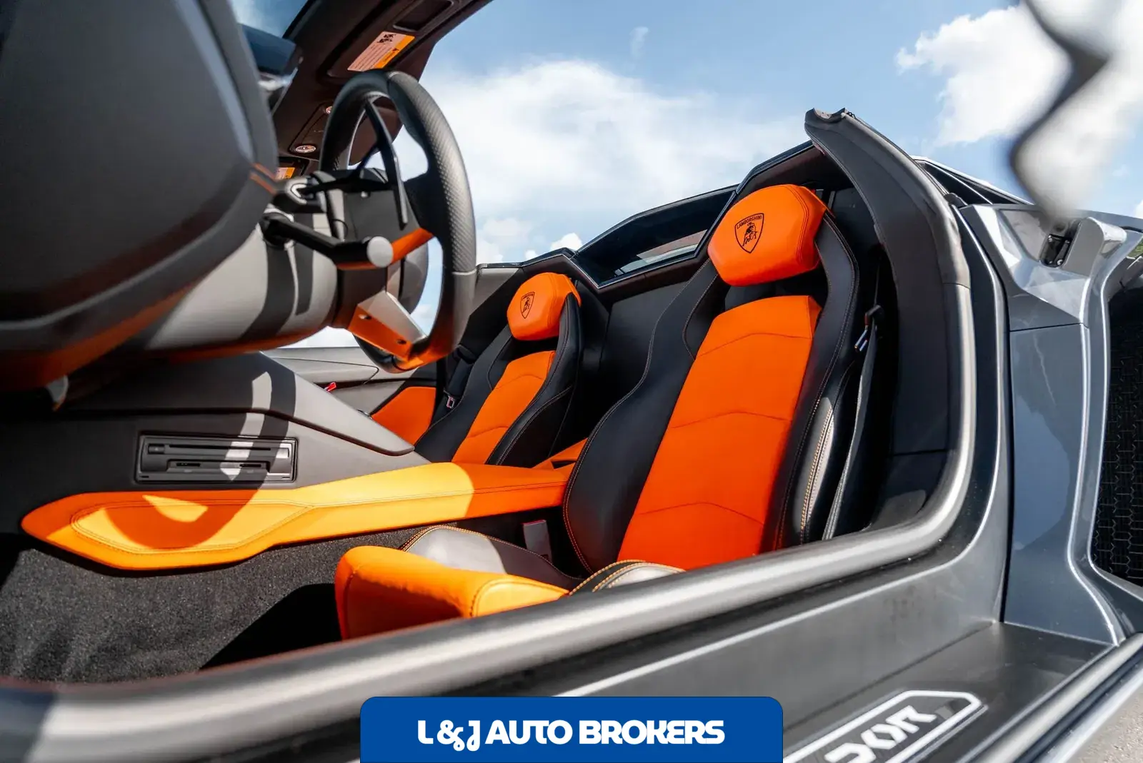 2015 Lamborghini Aventador LP700-4 Roadster