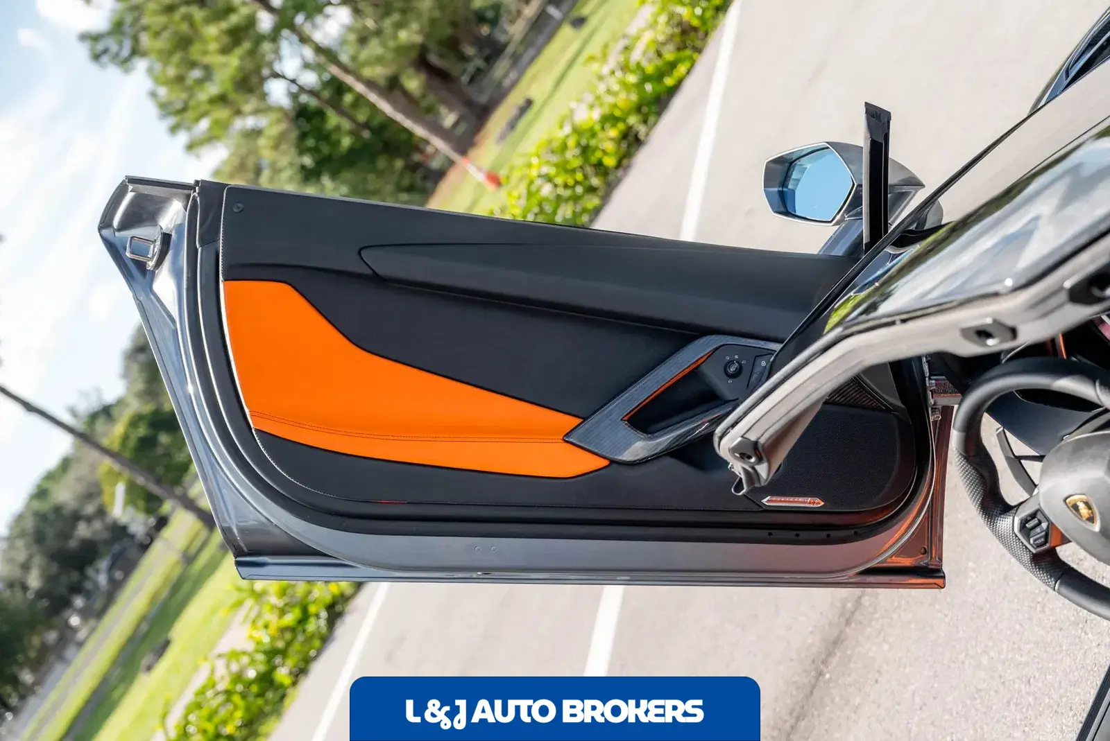 2015 Lamborghini Aventador LP700-4 Roadster