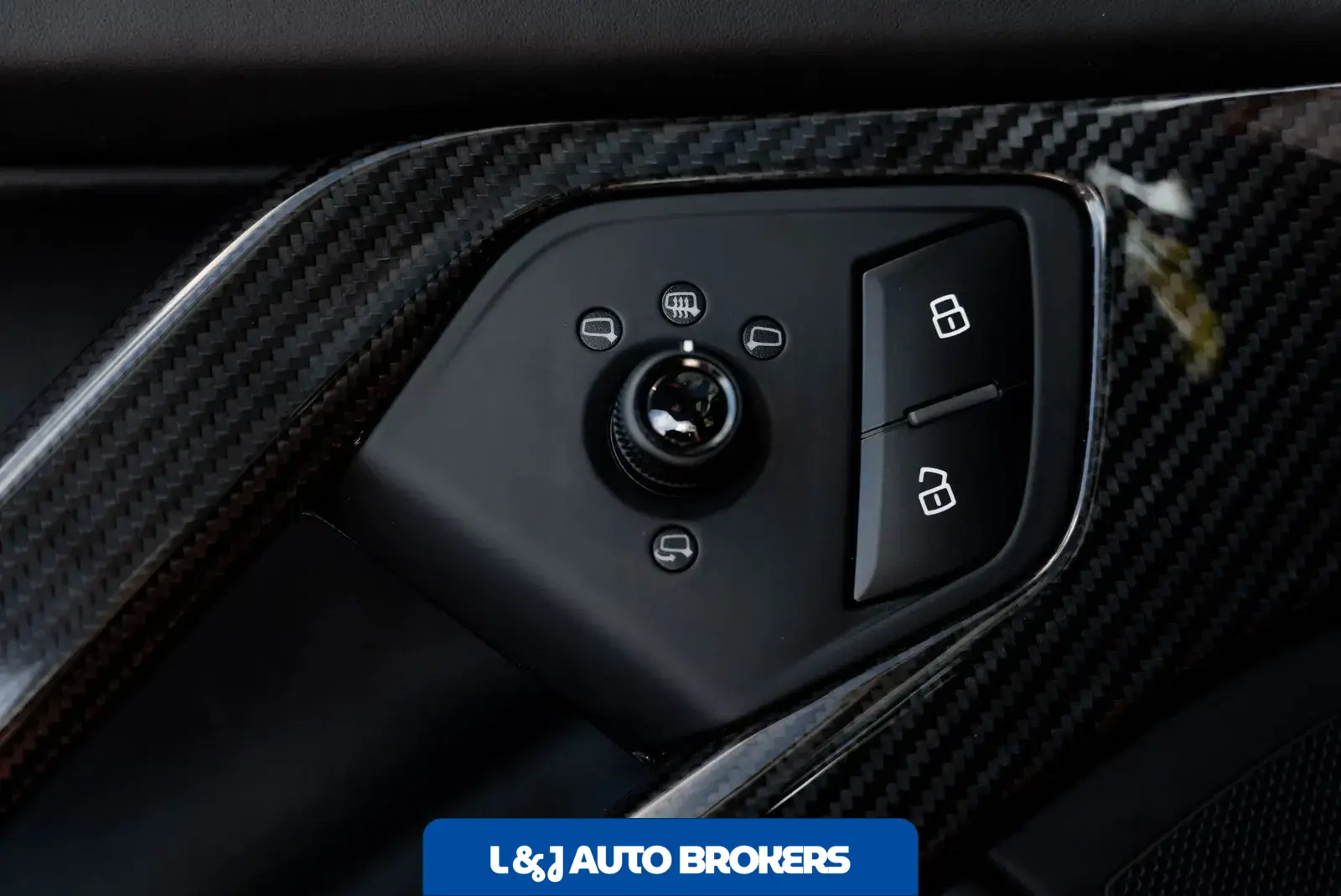 2015 Lamborghini Aventador LP700-4 Roadster