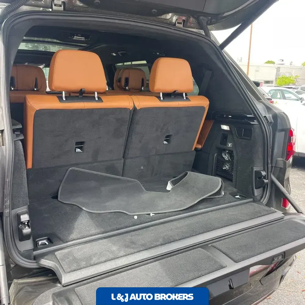 2022 BMW X7 M50i