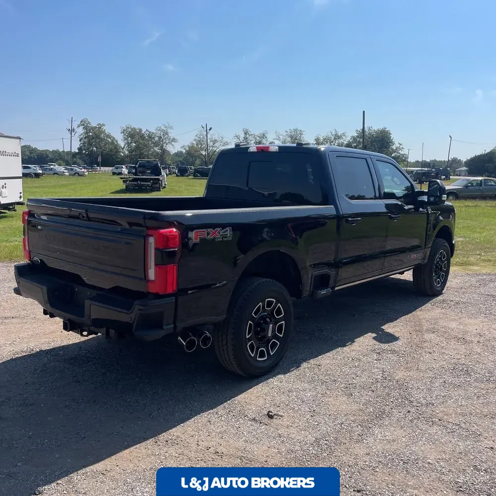 2025 Ford F-250 Super Duty Platinum