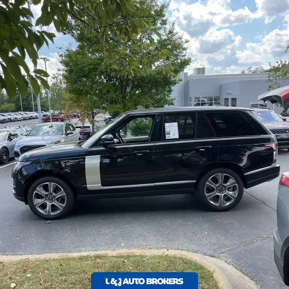 2022 Land Rover Range Rover P525 HSE Westminster Edition