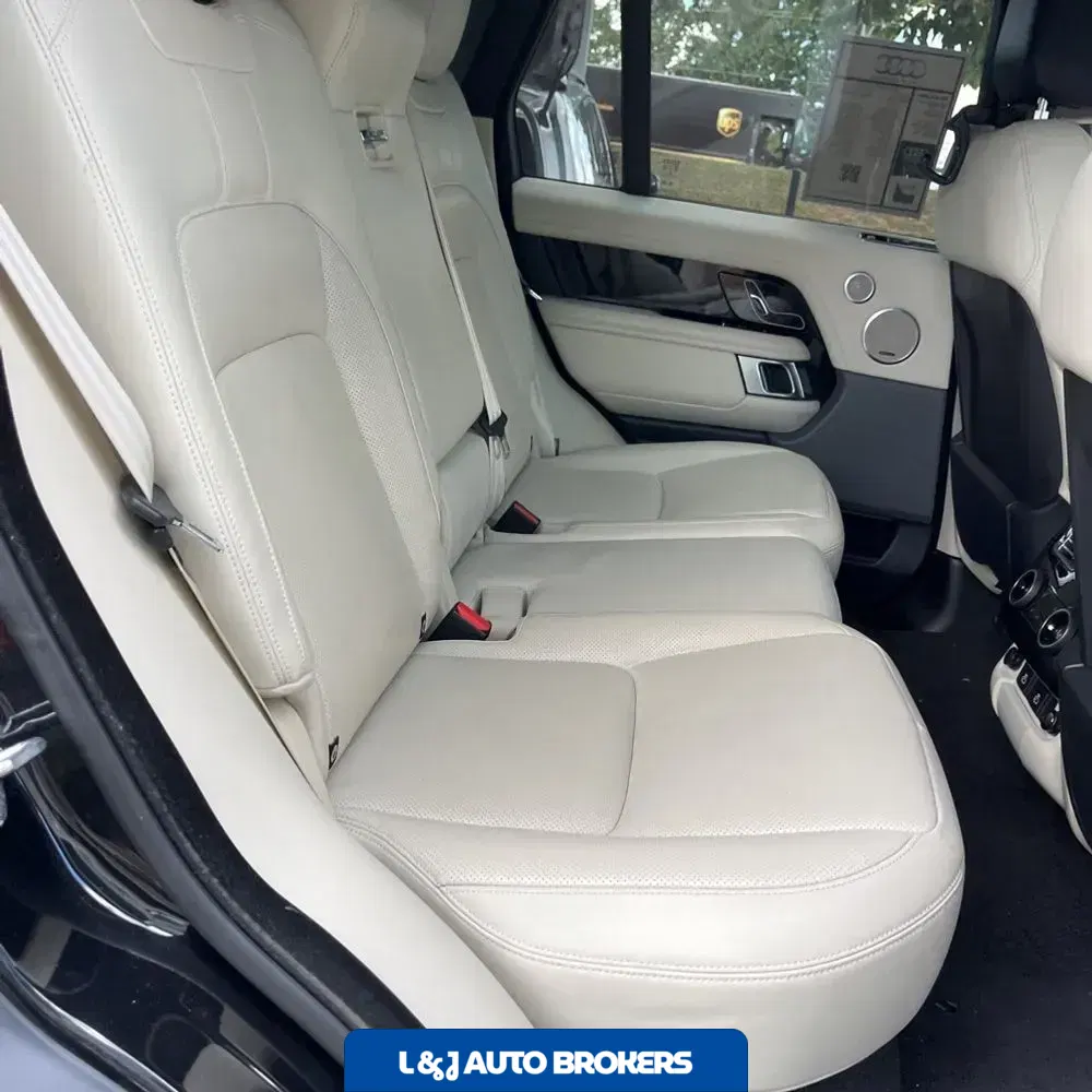 2022 Land Rover Range Rover P525 HSE Westminster Edition