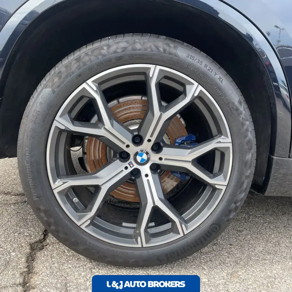 2026 BMW X5 M60i