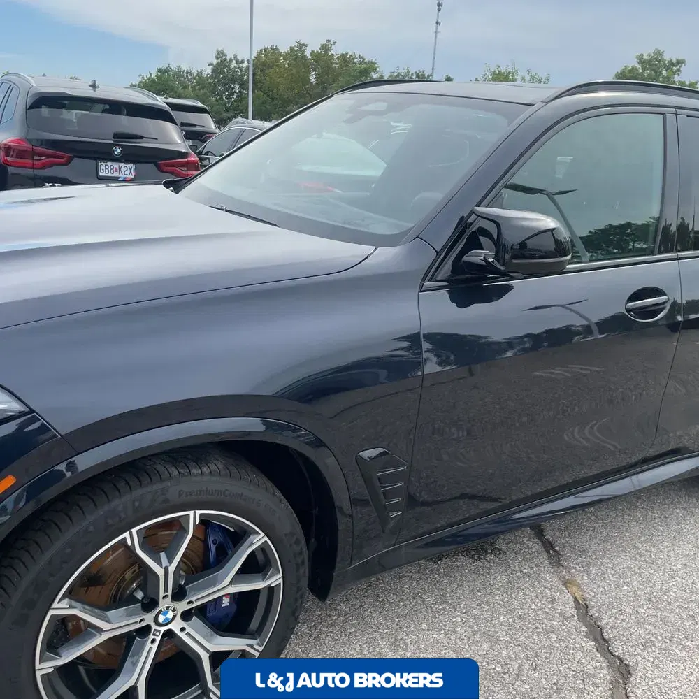 2026 BMW X5 M60i