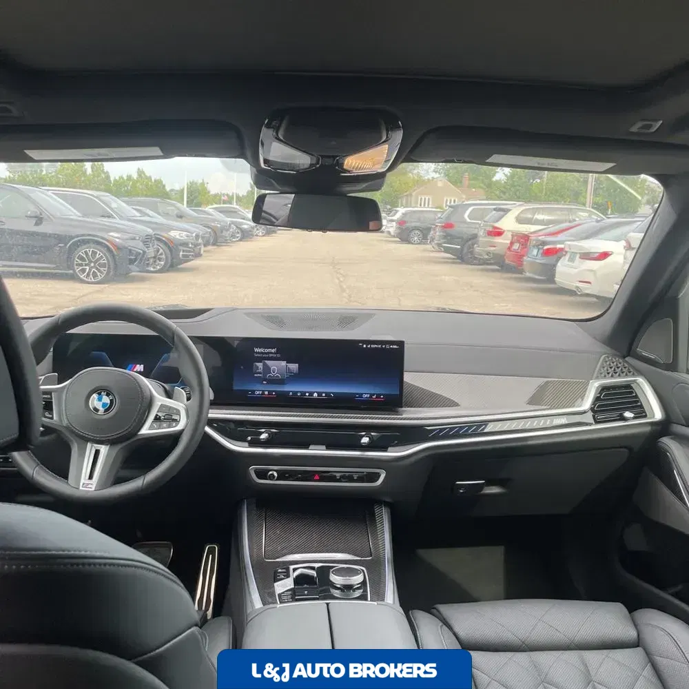 2026 BMW X5 M60i