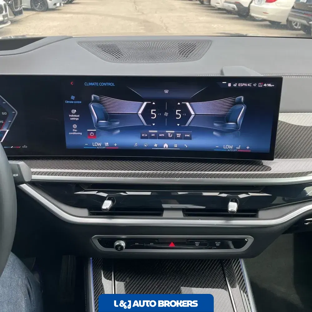 2026 BMW X5 M60i