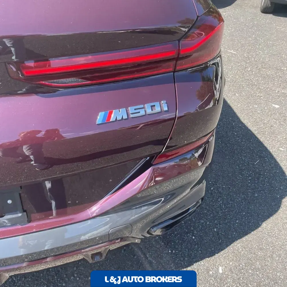 2023 BMW X6 M50i