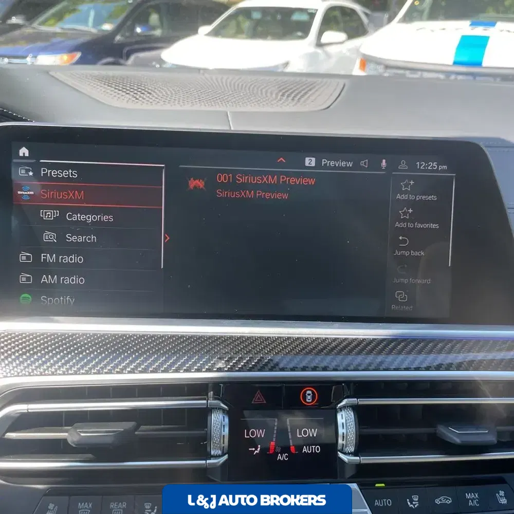 2023 BMW X6 M50i