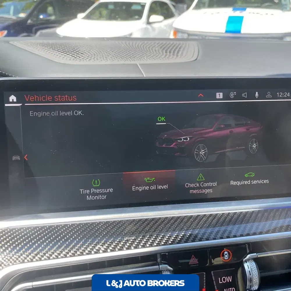 2023 BMW X6 M50i