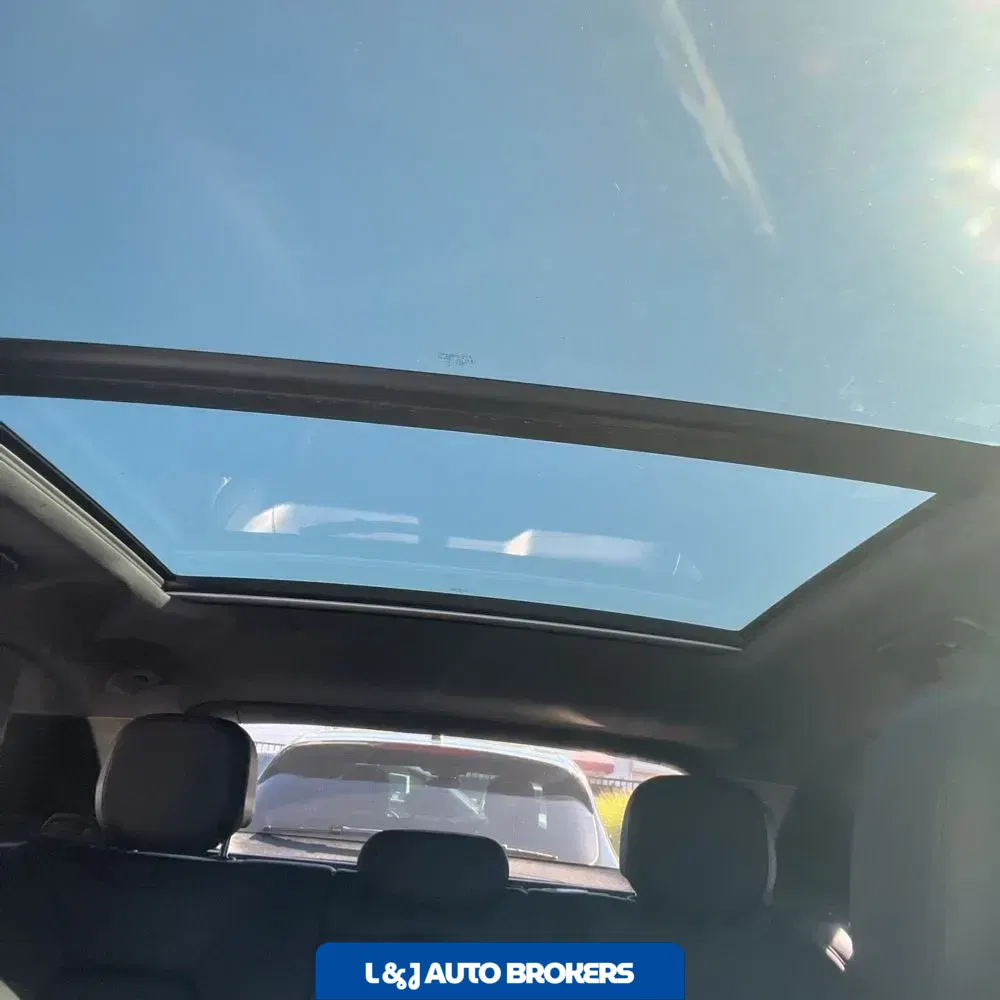 2022 Porsche Cayenne Base