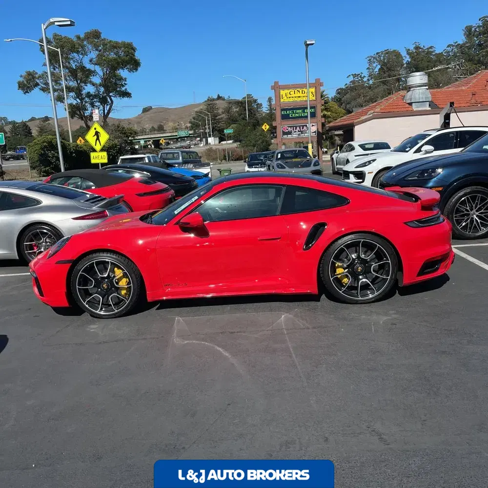 2024 Porsche 911 Turbo S