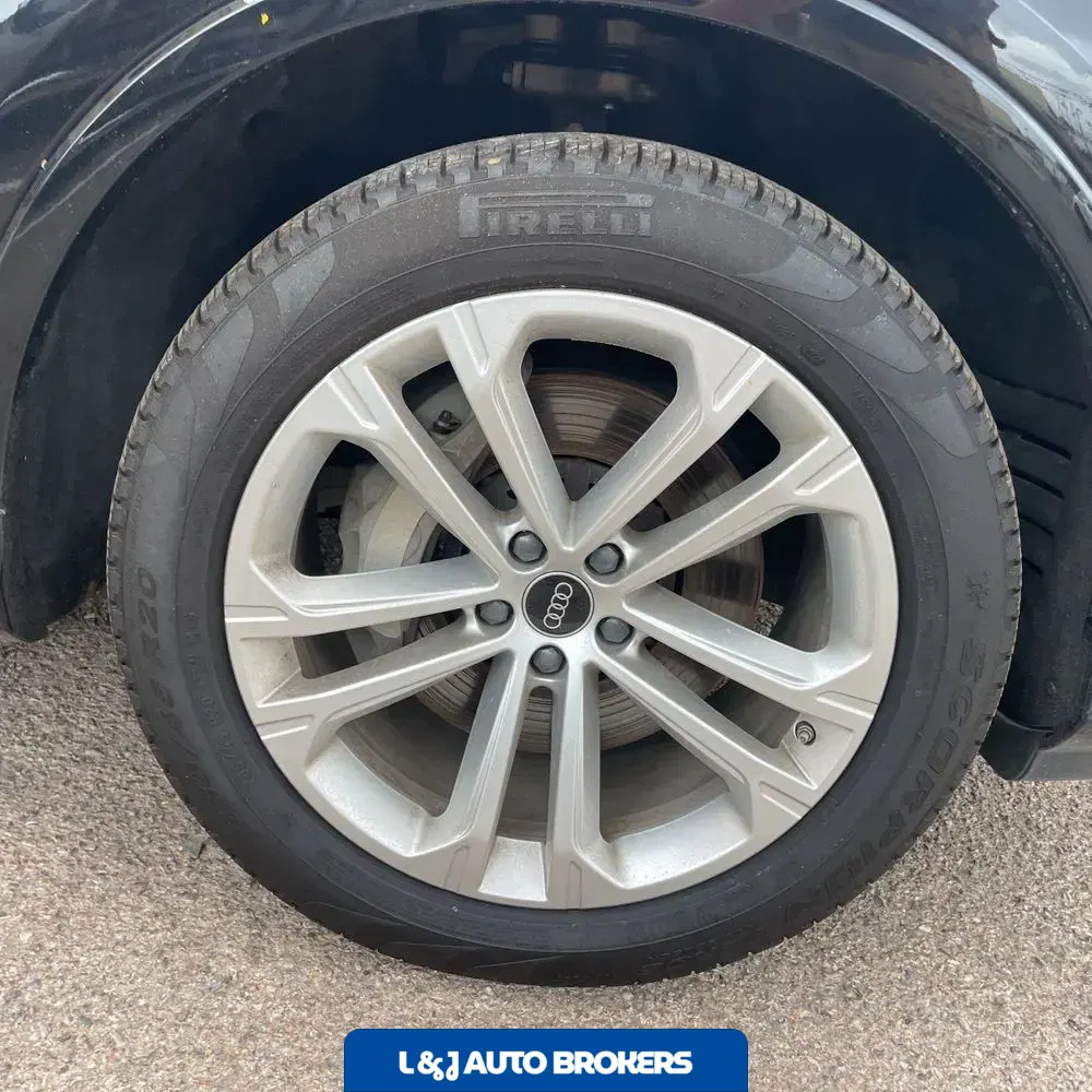 2025 Audi Q7 Premium Plus 55