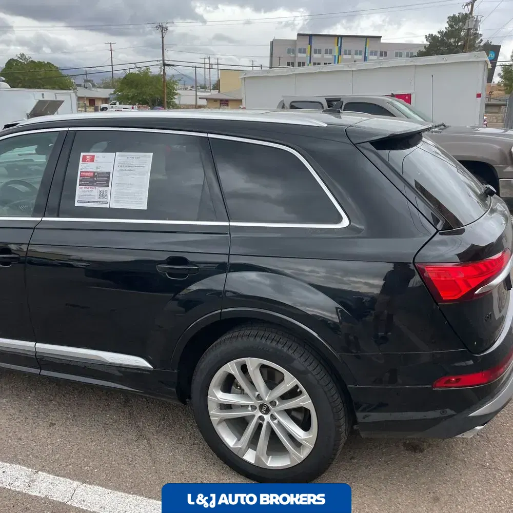 2025 Audi Q7 Premium Plus 55
