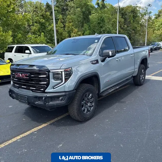 2024 GMC Sierra 1500 AT4X