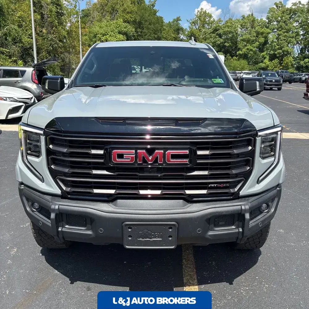 2024 GMC Sierra 1500 AT4X