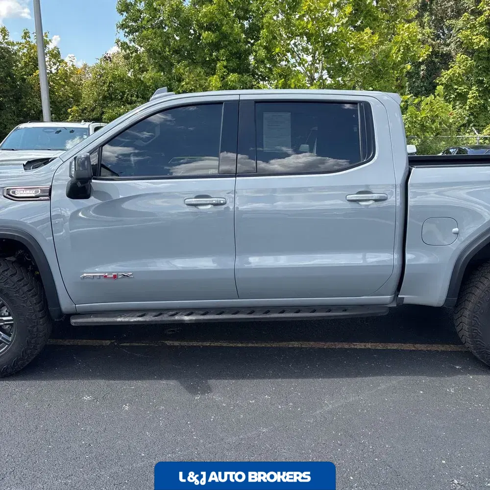 2024 GMC Sierra 1500 AT4X
