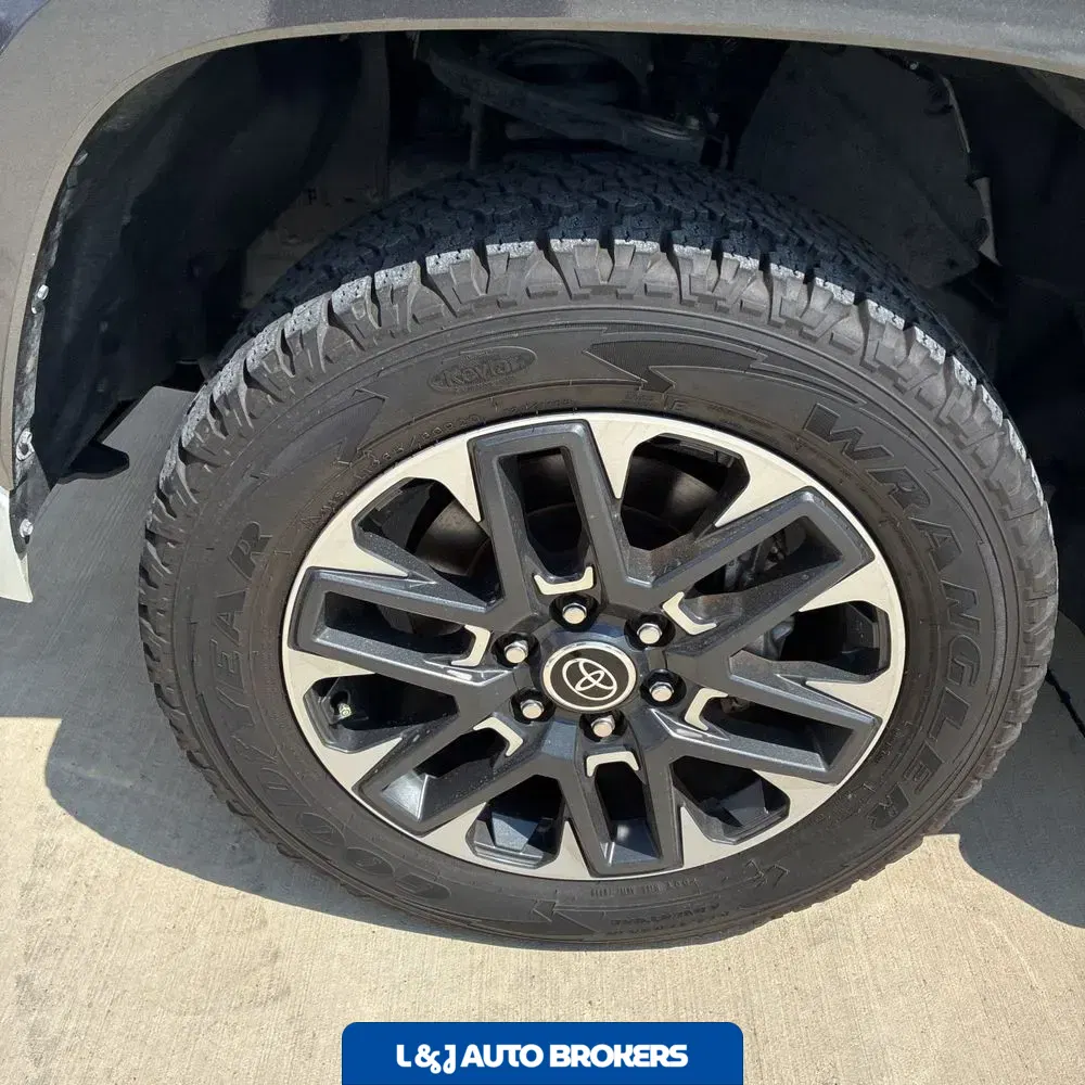 2024 Toyota Tundra Limited HV
