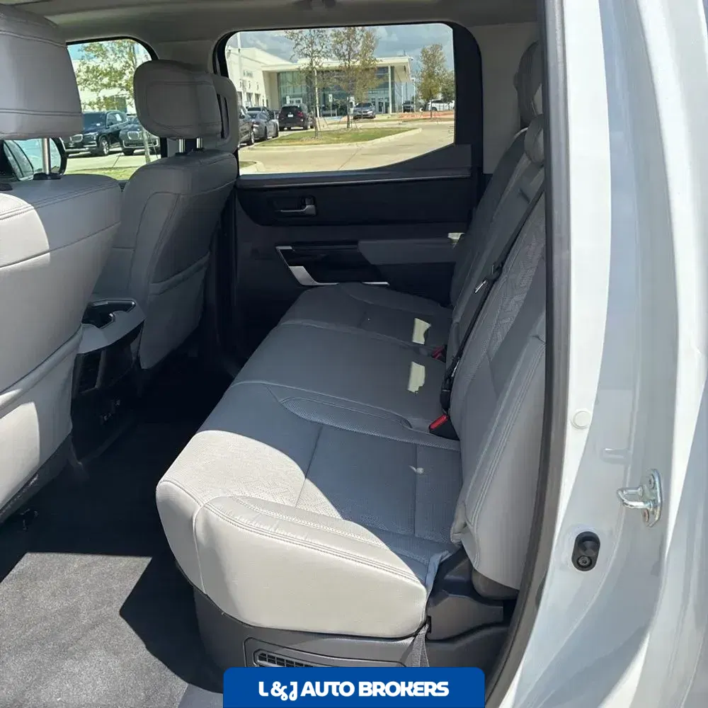 2024 Toyota Tundra Limited HV