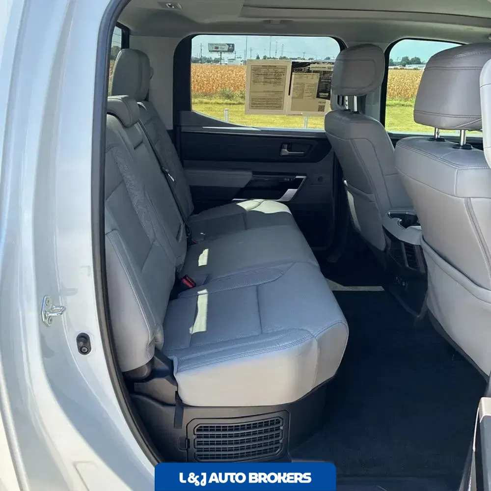 2024 Toyota Tundra Limited HV