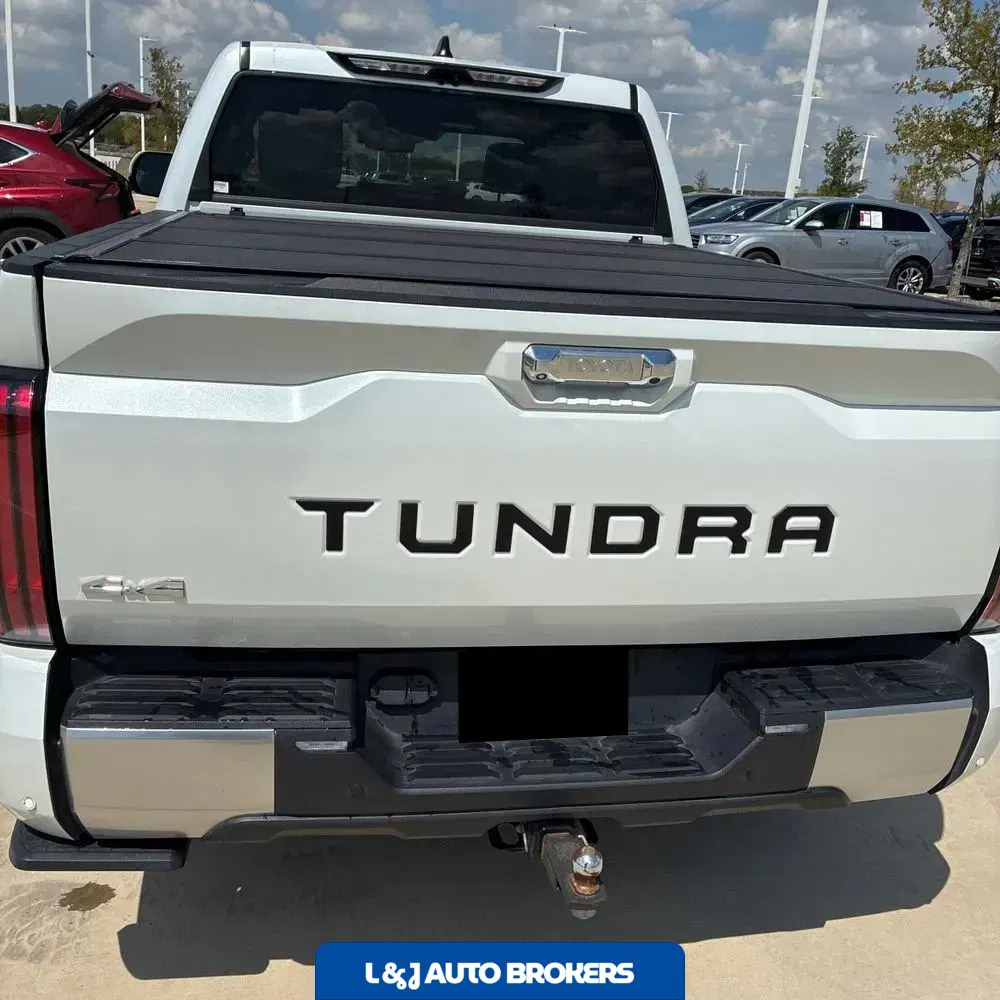 2024 Toyota Tundra Limited HV