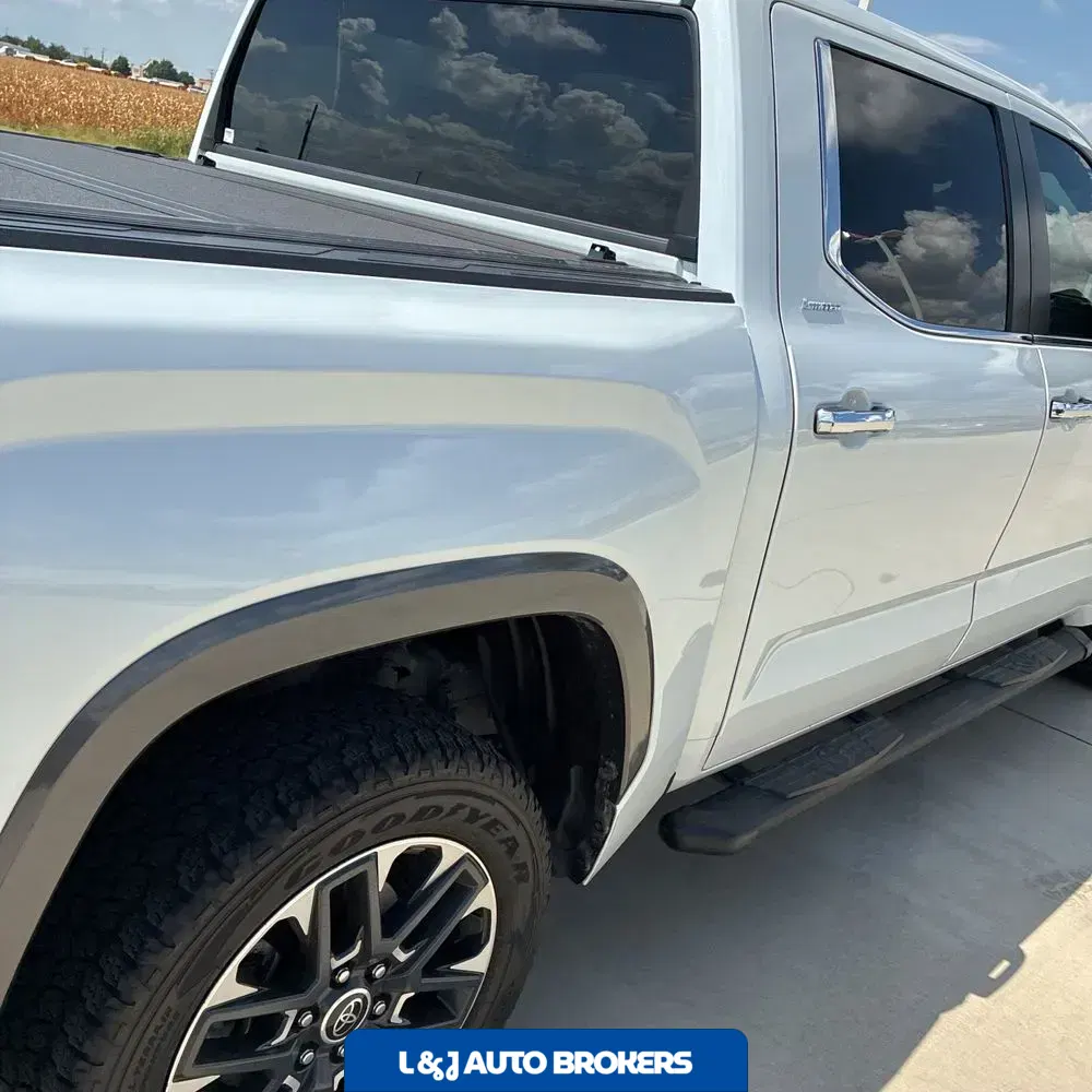 2024 Toyota Tundra Limited HV
