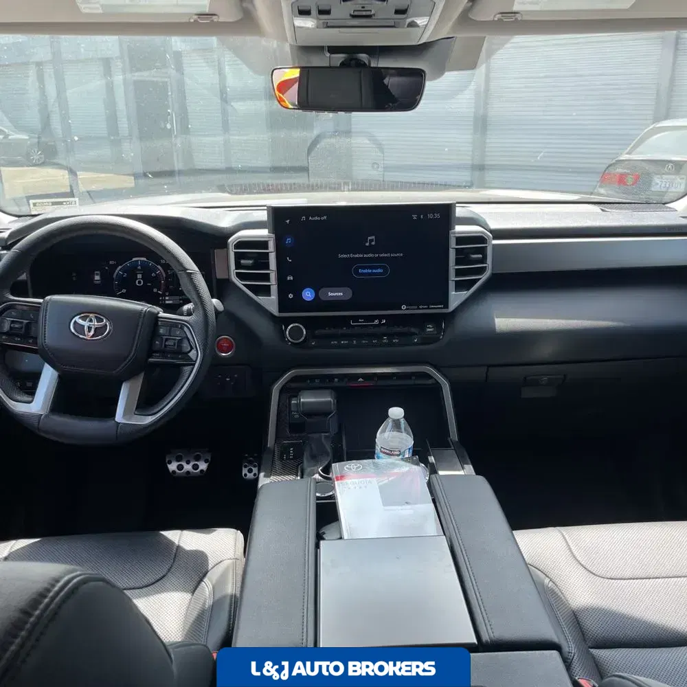 2023 Toyota Sequoia SR5