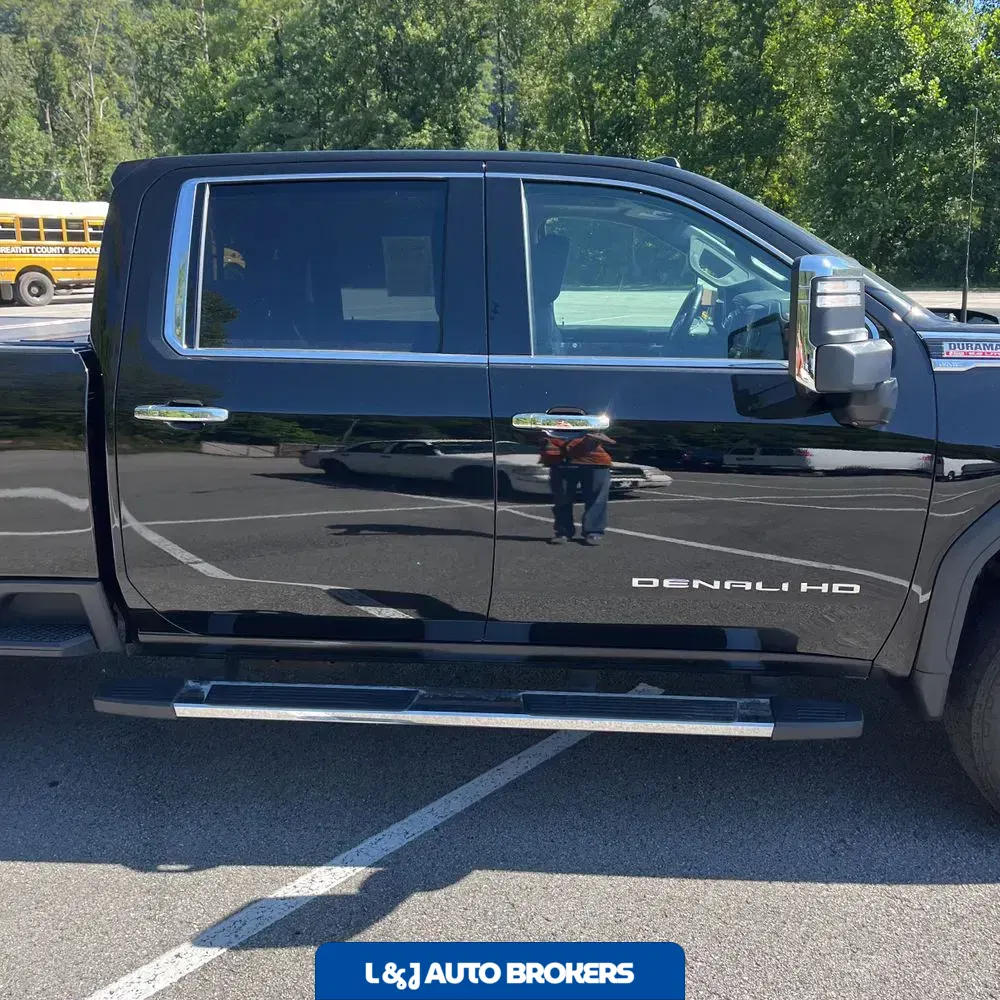 2023 GMC Sierra 2500 Denali