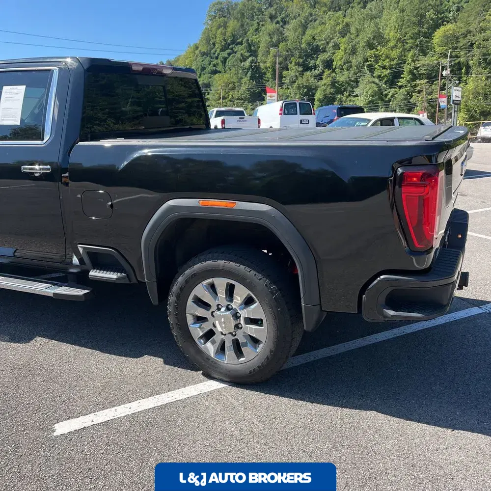 2023 GMC Sierra 2500 Denali