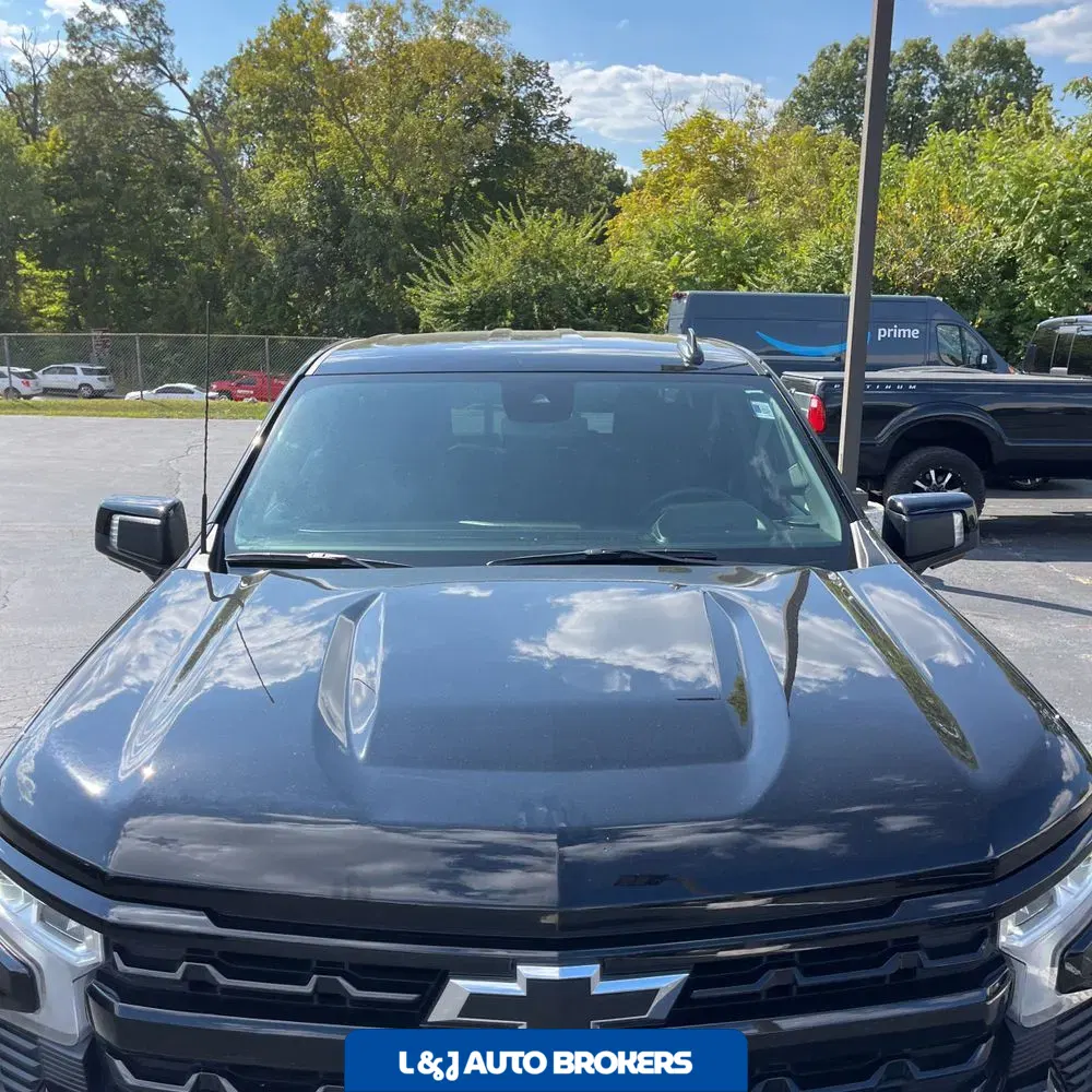 2025 Chevrolet Silverado 1500 RST