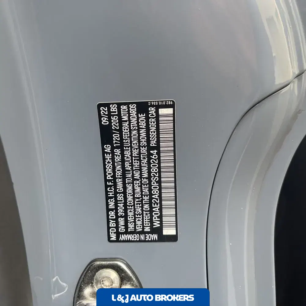 2023 Porsche 718 Cayman GT4 RS
