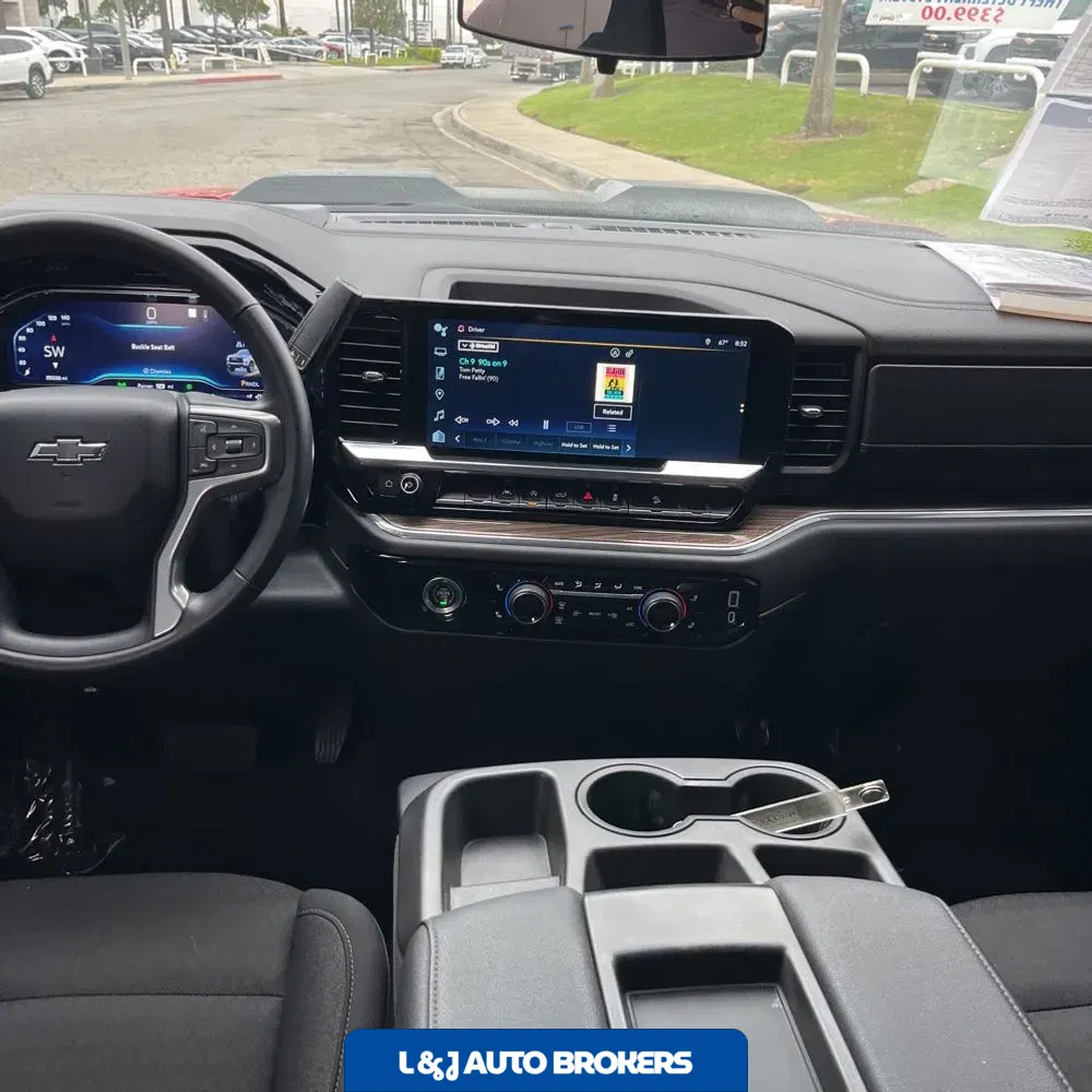 2023 Chevrolet Silverado 1500 LT Trail Boss